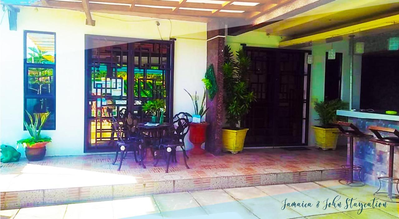 Private House W/ Swimming Pool Staycation Tarlac Tarlac City Buitenkant foto